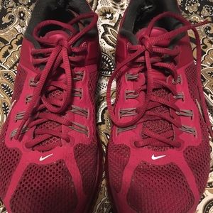 Nike fuschia or red pink airmax